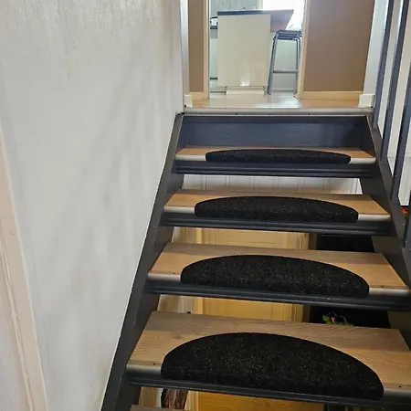 Montana Guest House. *